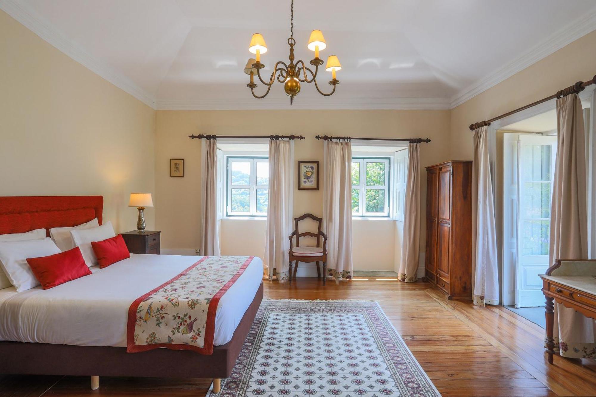 Outeiro Tuias - Manor House Otel Marco de Canavezes Oda fotoğraf
